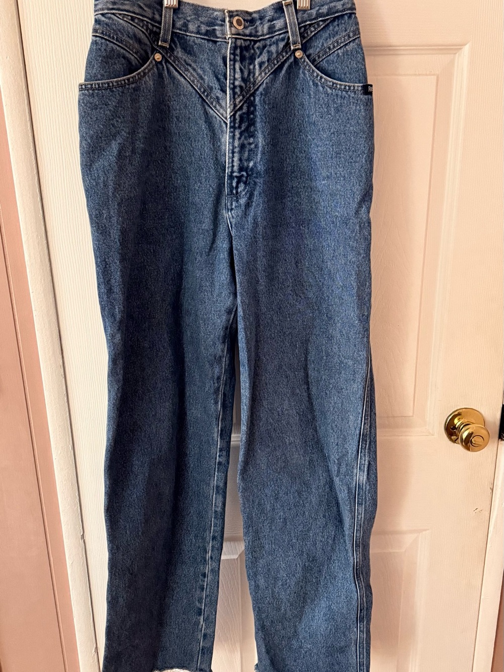 Rocky Mountain Woman’s Blue Jeans 24x27 High Rise Vintage